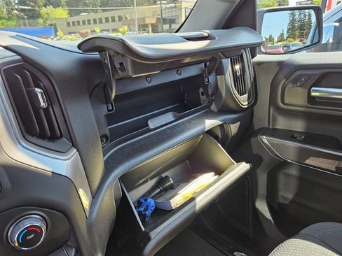 Used 2022 Chevrolet Silverado 1500 Custom Trail Boss w/ Midnight Edition AWD/4WD image 34