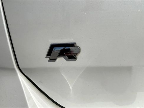 Used 2016 Volkswagen Golf R Hatchback Sedan 4D w/ Driver Assistance Package image 24