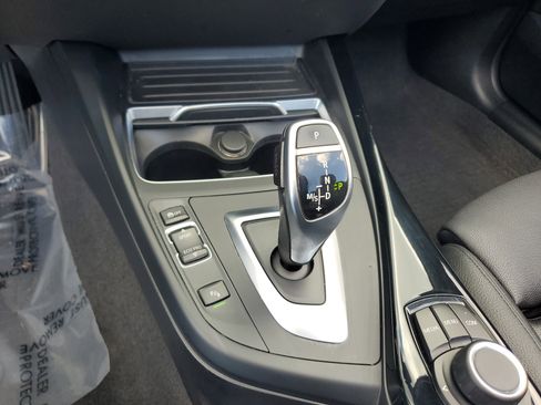 Used 2020 BMW 230i xDrive Convertible w/ Convenience Package image 24