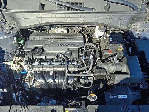 Certified 2025 Hyundai Kona SEL image 27