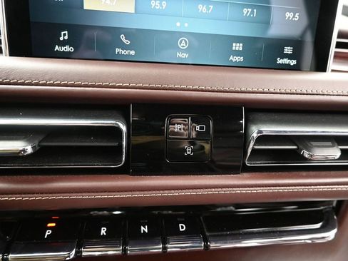 Used 2023 Lincoln Aviator Black Label w/ Jet Package image 28