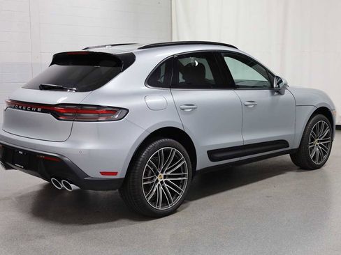 Certified 2026 Porsche Macan image 9