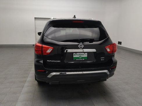 Used 2019 Nissan Pathfinder SV image 6