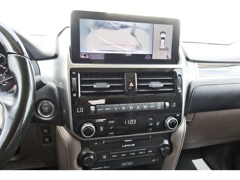 Used 2022 Lexus GX 460 Luxury w/ Off Road Package AWD/4WD image 28