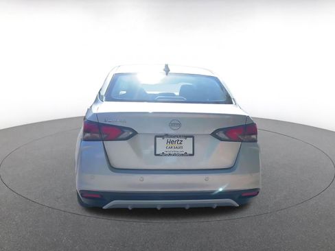 Used 2025 Nissan Versa SV FWD image 11