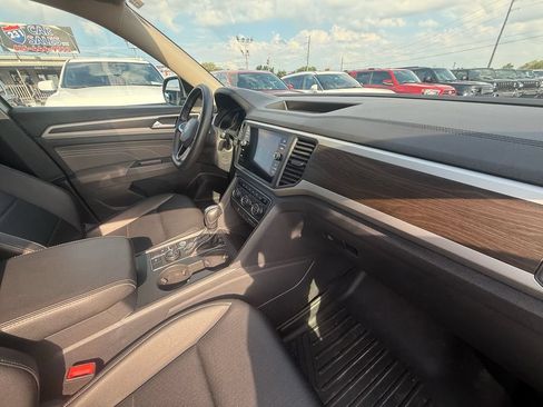 Used 2021 Volkswagen Atlas SE AWD/4WD image 26