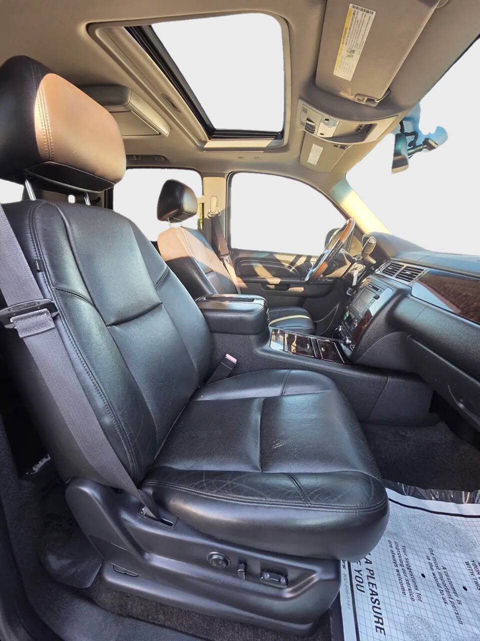 Used 2013 GMC Yukon Denali RWD image 12