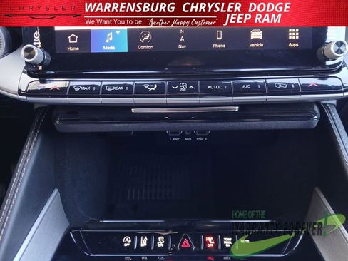 New 2026 Jeep Grand Wagoneer 4WD w/ HD Trailer Tow Package image 26