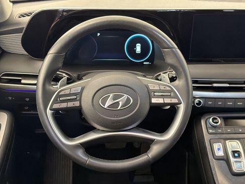 Used 2024 Hyundai Palisade Limited AWD/4WD image 17