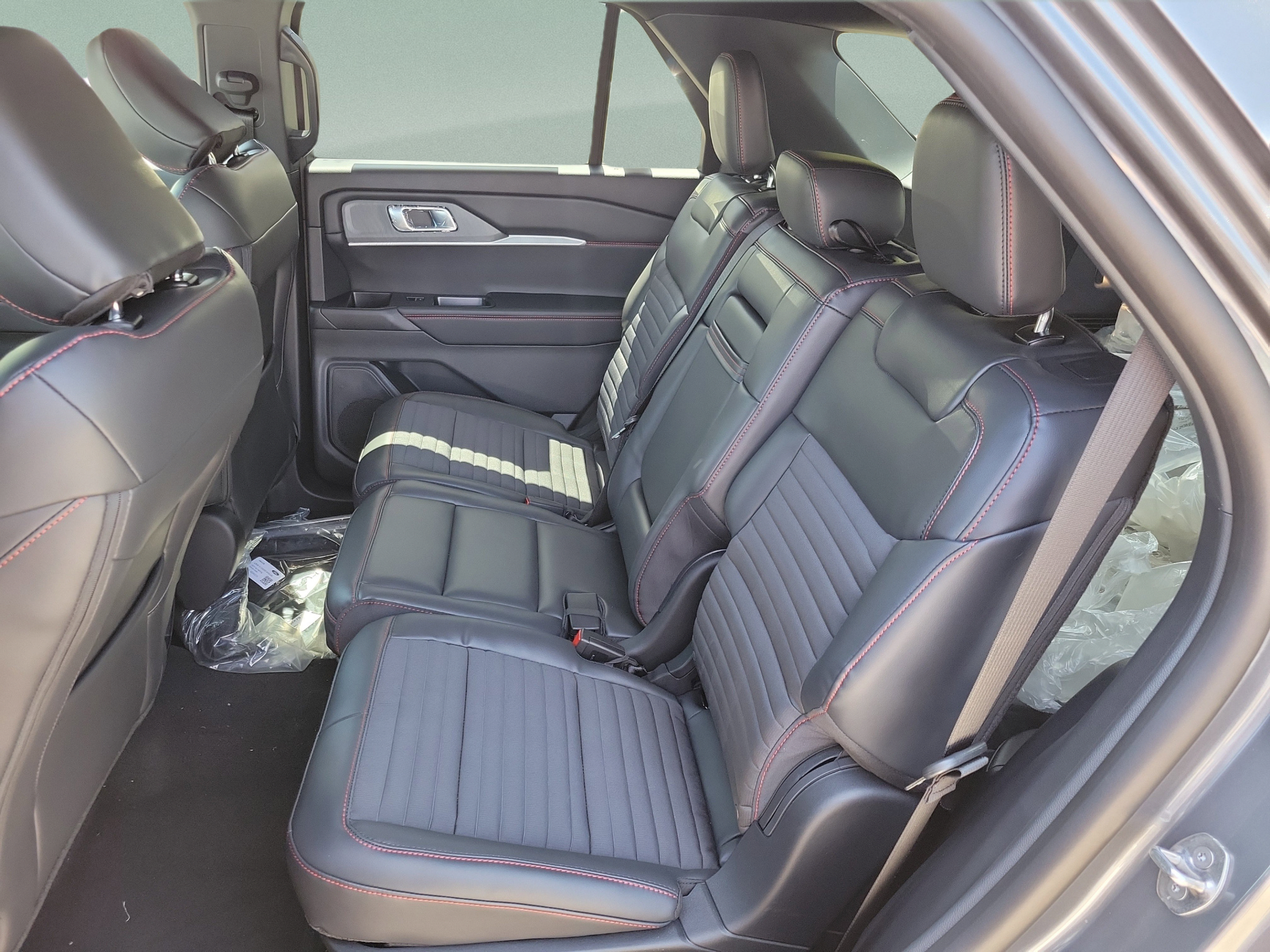 New 2026 Ford Explorer ST-Line RWD image 24