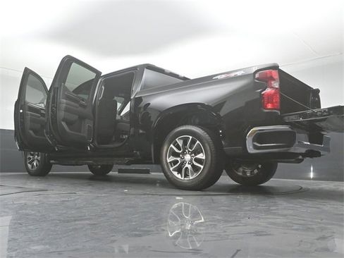 Used 2023 Chevrolet Silverado 1500 LT image 52