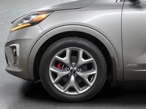 Used 2019 Kia Sorento SX w/ SX Touring Package AWD/4WD image 6