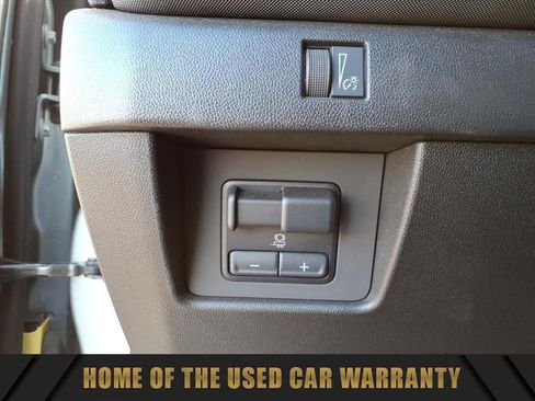 Used 2023 Chevrolet Colorado Z71 w/ Z71 Convenience Package 2 image 18