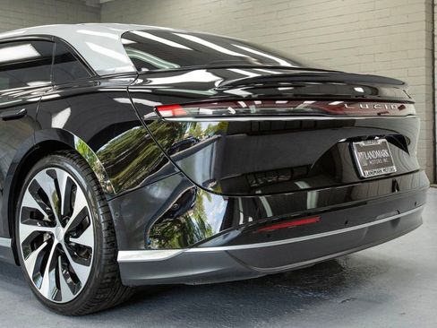Used 2022 Lucid Air Grand Touring image 46