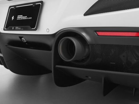 Used 2022 Ferrari F8 Tributo RWD image 43