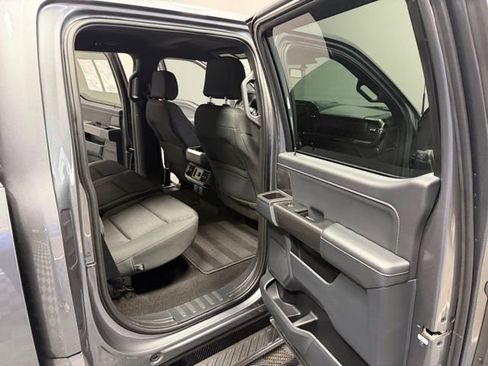 Used 2022 Ford F150 XLT w/ Equipment Group 302A High image 18