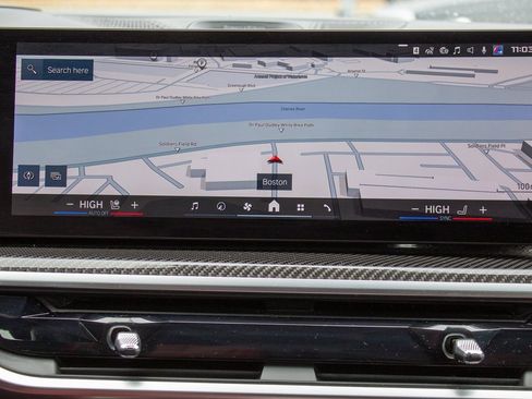 Used 2025 BMW X5 M Competition w/ Executive Package image 17