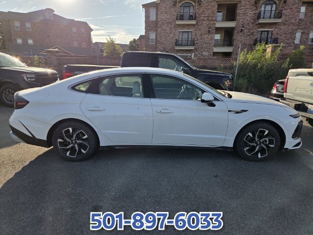 Used 2024 Hyundai Sonata SEL FWD image 3