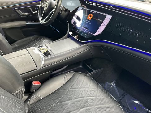 Certified 2023 Mercedes-Benz EQS 580 4MATIC SUV image 33