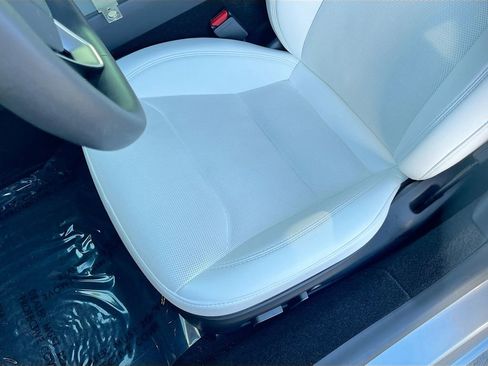 Used 2025 Tesla Model 3 Long Range image 18