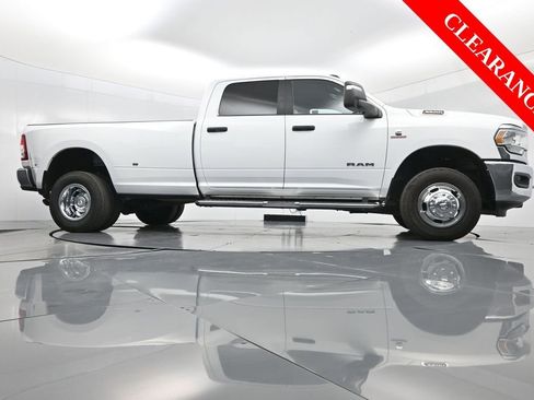 Used 2024 RAM 3500 Big Horn image 49