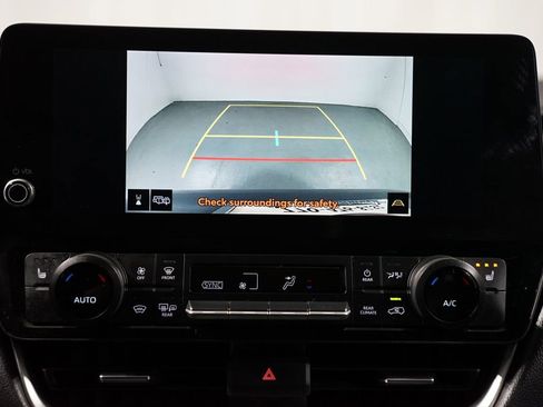 Certified 2024 Toyota Grand Highlander FWD image 19