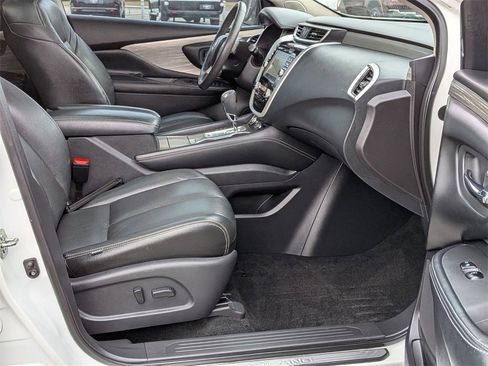 Used 2017 Nissan Murano SV w/ Premium Plus Package image 23
