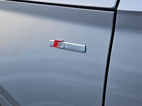 Used 2023 Audi Q5 2.0T Premium Plus image 13