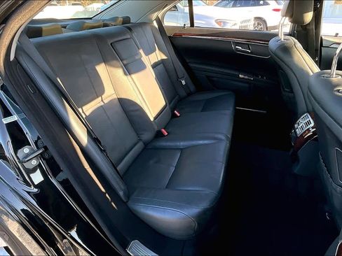 Used 2009 Mercedes-Benz S 550 5.5L V8 image 17