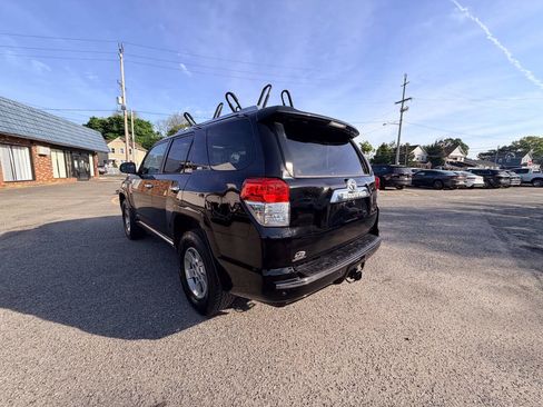 Used 2010 Toyota 4Runner Limited AWD/4WD image 30
