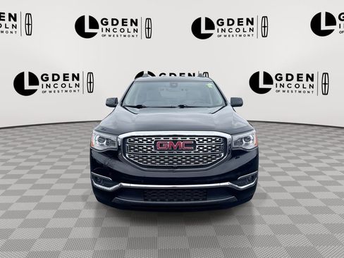 Used 2018 GMC Acadia Denali w/ Technology Package image 3