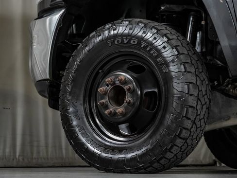 Used 2018 RAM 3500 Tradesman w/ Chrome Appearance Group AWD/4WD image 51