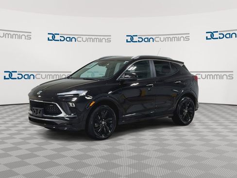 Used 2024 Buick Encore GX Sport Touring AWD/4WD image 4