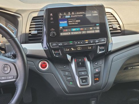 Certified 2024 Honda Odyssey EX-L image 16