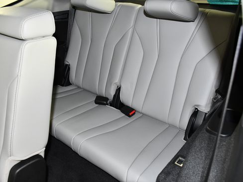 Used 2024 Acura MDX SH-AWD w/ Technology Package image 49