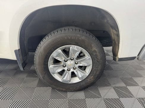 Used 2023 Chevrolet Silverado 1500 LT w/ Protection Package AWD/4WD image 12