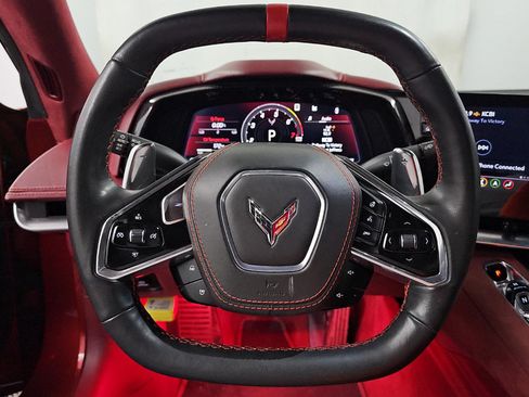 Used 2021 Chevrolet Corvette Stingray Premium Conv w/ Z51 Performance Package RWD image 7