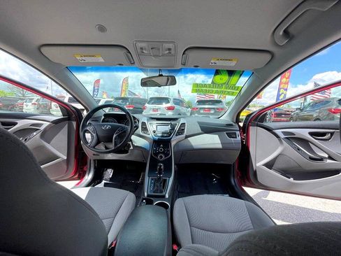 Used 2016 Hyundai Elantra SE w/ Option Group 02 image 17