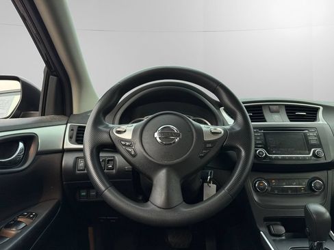 Used 2018 Nissan Sentra S FWD image 12