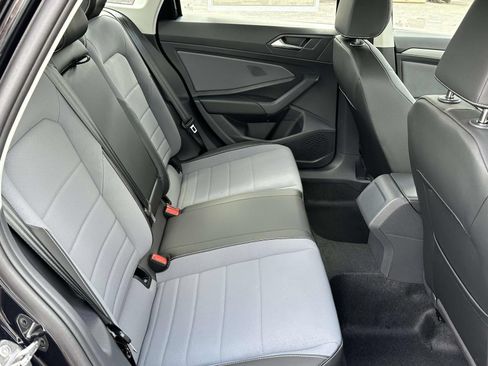New 2026 Volkswagen Jetta SE FWD image 15