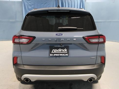 Used 2025 Ford Escape SE w/ PHEV Premium Package image 34