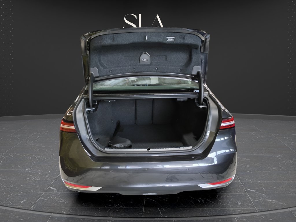 Used 2026 BMW 530i xDrive AWD/4WD image 9