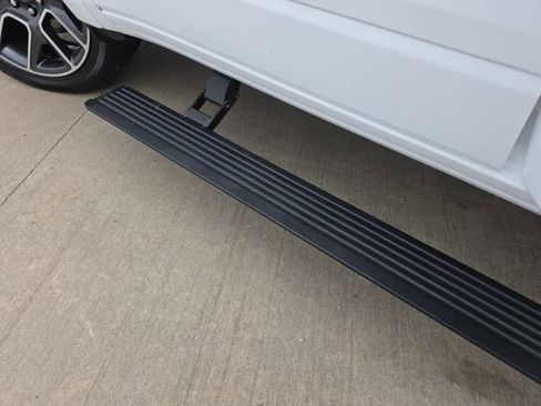 Used 2020 RAM 1500 Laramie image 15