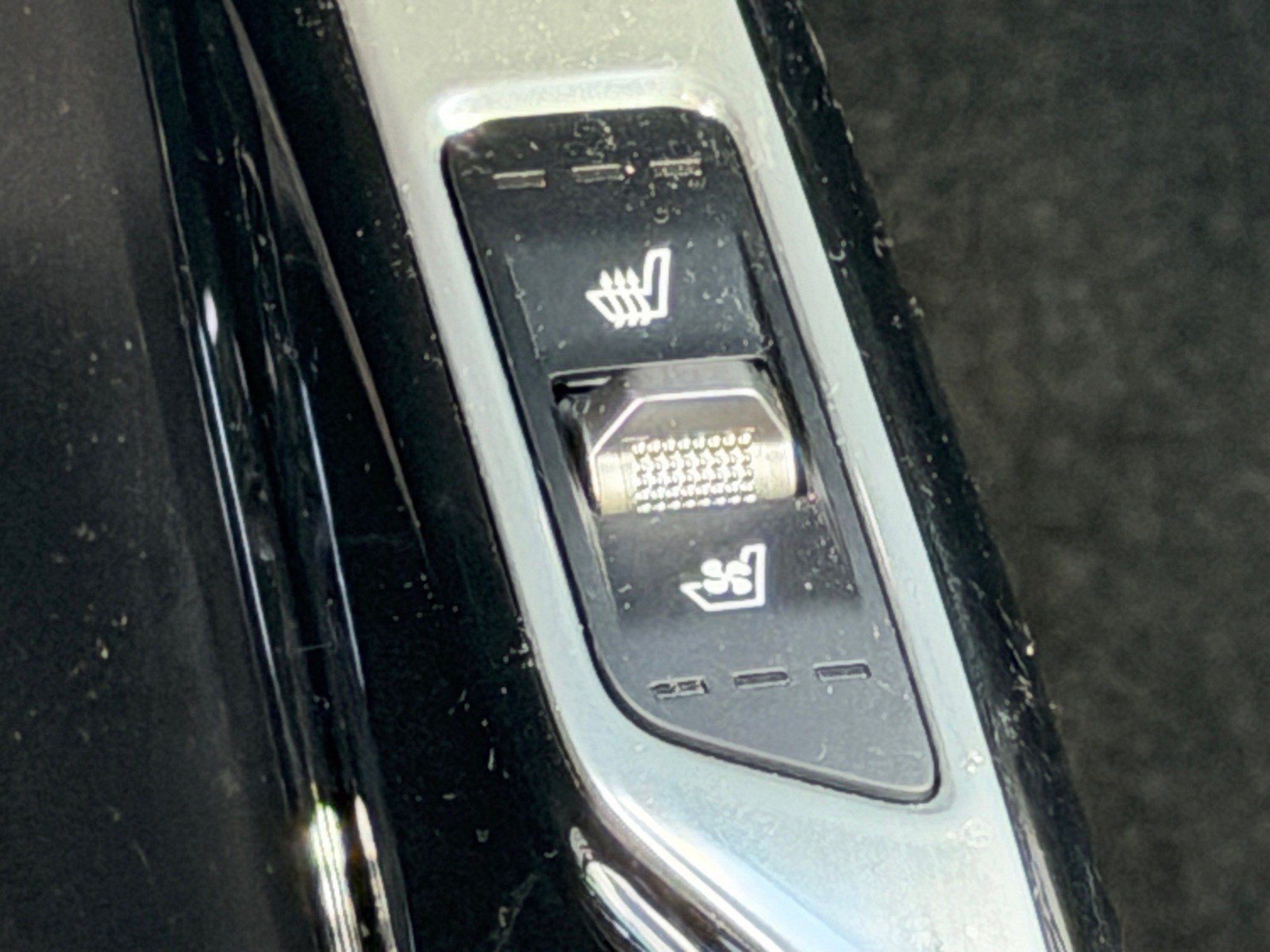Used 2024 Kia Sorento SX Prestige AWD/4WD image 37