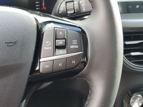 Used 2024 Ford Escape Base image 17