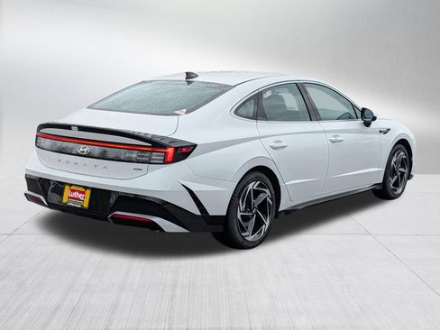 New 2026 Hyundai Sonata SEL AWD/4WD image 4