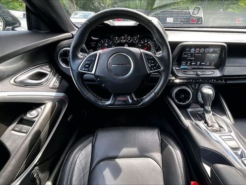 Used 2018 Chevrolet Camaro SS w/ Redline Edition RWD image 5