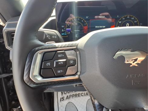 Used 2025 Ford Mustang GT RWD image 13