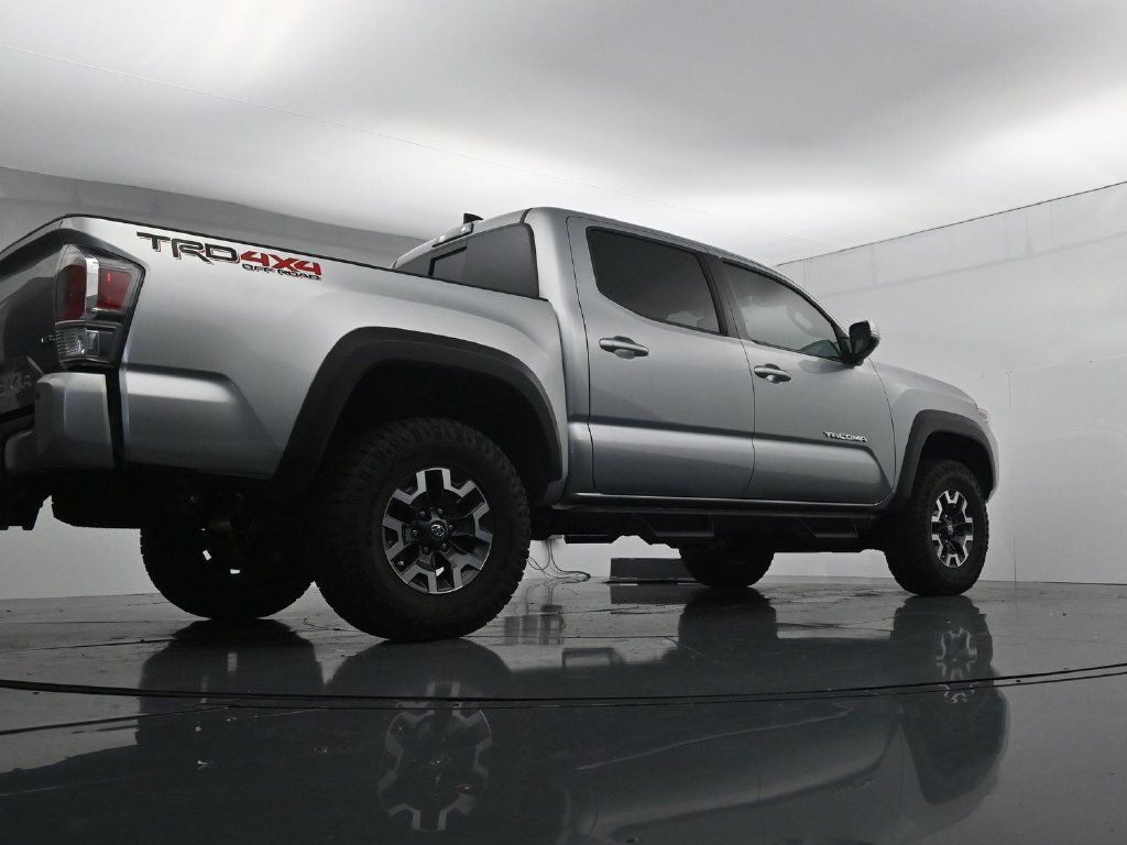 Used 2023 Toyota Tacoma TRD Off-Road w/ Technology Package AWD/4WD image 37