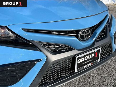 Used 2024 Toyota Camry SE image 32